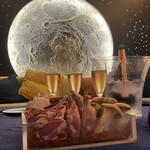 User's review image for MOON 901