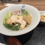 User's review image for 博多鶏ソバ 華味鳥 阪急梅田本店