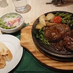 用户对于炭焼ハンバーグ&ステーキ コバラヘッタ 新さっぽろ店的评论图