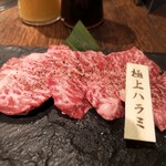 用户对于和牛焼肉ブラックホール 池袋西口店的评论图