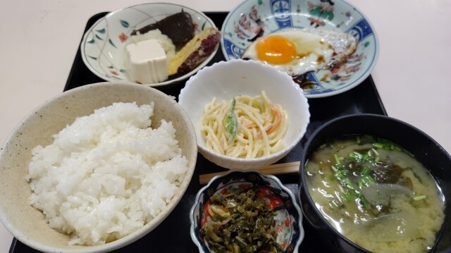 用戶對於安全入船食堂的評論高清圖