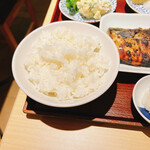 用戶對於焼魚定食と釜戸ごはん 梅田食堂的評論圖