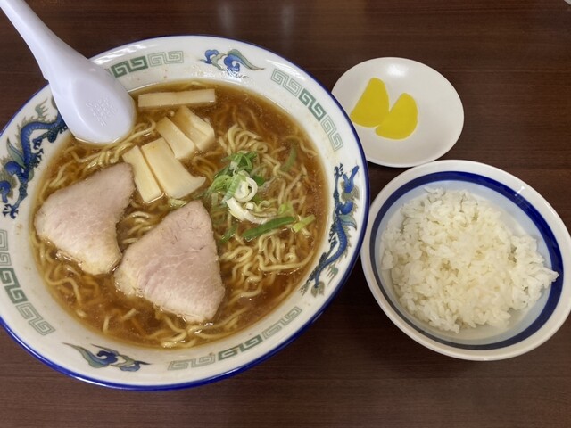 用户对于旭川ら～めん むら山的评论高清图