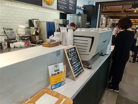 User's review image for カフェ レクセル 御堂筋淀屋橋店
