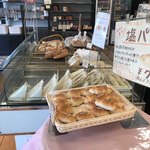 用户对于ルパンベーカーズ 新千本店的评论图