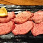 用戶對於焼肉ホルモン 新井屋 阿佐ヶ谷店的評論圖