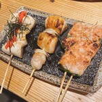 用戶對於銘柄焼き鳥ともつ鍋の居酒屋 鳥京 新宿総本店的評論圖