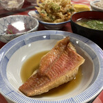 User's review image for 中央市場食堂