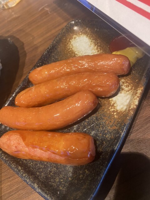 用户对于和牛×チーズ個室バル 肉の王様 天神大名店的评论高清图