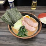 用戶對於横浜家系らーめん 武術家的評論圖