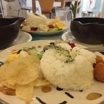 用户对于スタジオクートカフェ的评论图