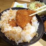 用户对于新潟カツ丼 タレカツ 神保町すずらん通り店的评论图
