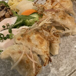 用戶對於餃子とワイン 果皮と餡的評論圖