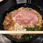 用户对于麺ジャラスK的评论图