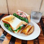 用戶對於Tokyo Kenkyo的評論圖