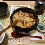 User's review image for 大坂かしわ飯 ロマン亭