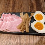 用户对于小麦生まれ、麺育ち。的评论图