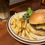 用户对于バーガーショップホットボックス的评论图