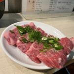 User's review image for 焼肉ホルモン 万千