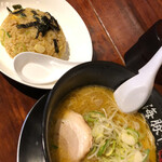 用户对于西新 海豚や的评论图