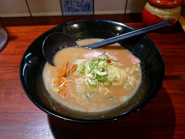 用户对于白湯麺専門店 丸福ラーメン 守口店的评论高清图