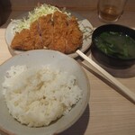 用戶對於とんかつ繁的評論圖