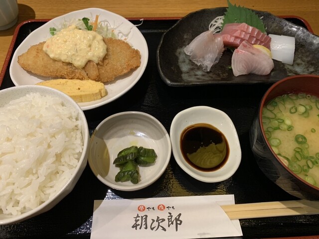 用户对于居酒屋 朝次郎 天神ビル店的评论高清图