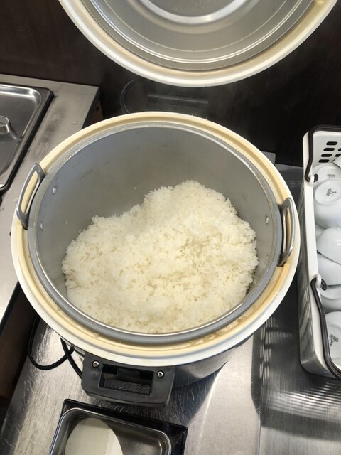用户对于クリスタル ジョジョ 栄町店的评论高清图