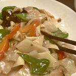 用戶對於美林華飯店的評論圖