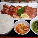 用户对于人情焼肉 昌苑 狸小路店的评论图