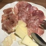 用户对于バール エ ターヴォラ カルダ ラ・ジョストラ的评论图