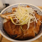 用户对于元祖豚丼屋 TONTON 船場センタービル10号館店的评论图