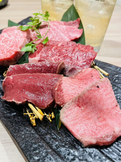 用戶對於近江うし 焼肉 にくTATSU 青山本店的評論高清圖