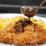 User's review image for 旨さと辛さがここちよい黒カレー 萬栄カレー