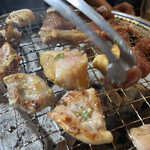 用户对于金獅子のホルモン 元町店的评论图
