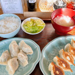 用戶對於手作り餃子の店 吉春的評論圖