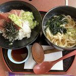 用户对于手打ちうどん 居食屋 凡愚的评论图
