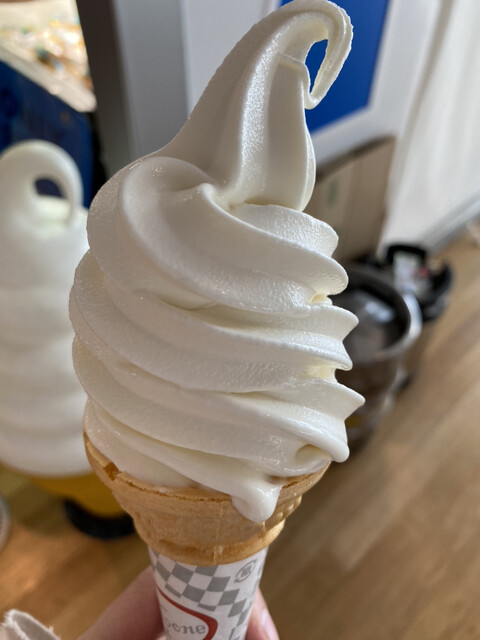 用户对于雪印パーラー 国際線ゲート店的评论高清图