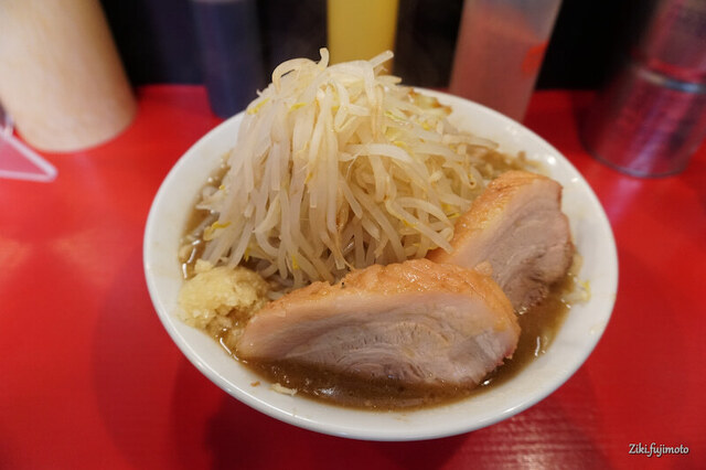 User's recommendation image for ラーメン鷹の目 北千住店