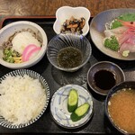 用户对于お食事処おぐら的评论图