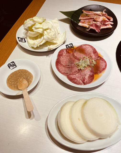 用户对于牛角 厚別店的评论高清图