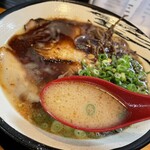 用戶對於とんこつラーメン 薫的評論圖