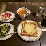 用户对于丸福珈琲店 ルクアイーレ店的评论图