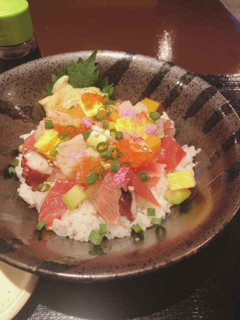 用戶對於日乃本食堂的評論圖