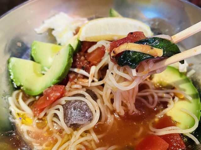 用户对于いっちゃんラーメン的评论高清图