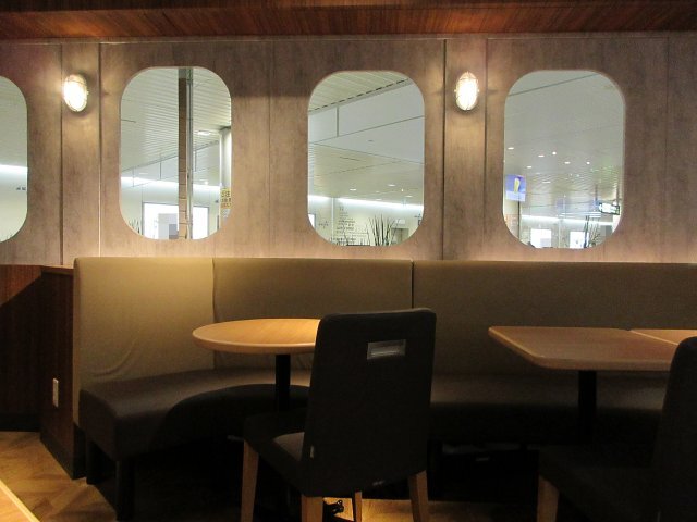 用戶對於モスバーガー 新千歳空港店的評論高清圖