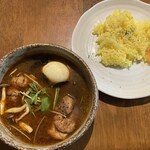 用户对于カレー気分的评论图