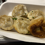 User's review image for 焼小籠包 ぎょうざ 樹苞