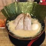 用户对于横濱家系ラーメン 神山 松屋町店的评论图