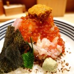 用戶對於日本橋海鮮丼 つじ半 ミッドタウン店的評論圖